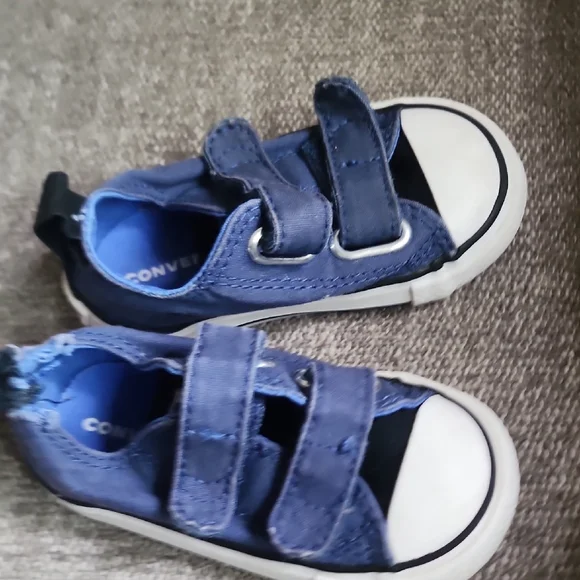 Converse Black and Blue Sneakers Classic Canvas Design - Picture 7 of 8